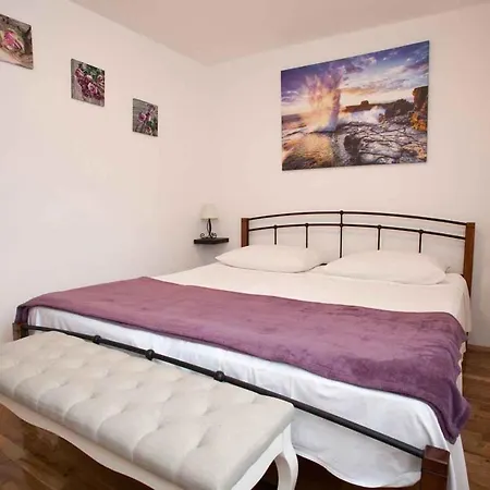 In - Insel Krk 36848 Apartment Vrbnik (Primorje-Gorski Kotar)